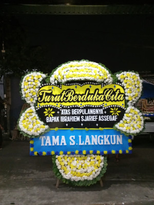 Papan Bunga Duka di Wutpaga